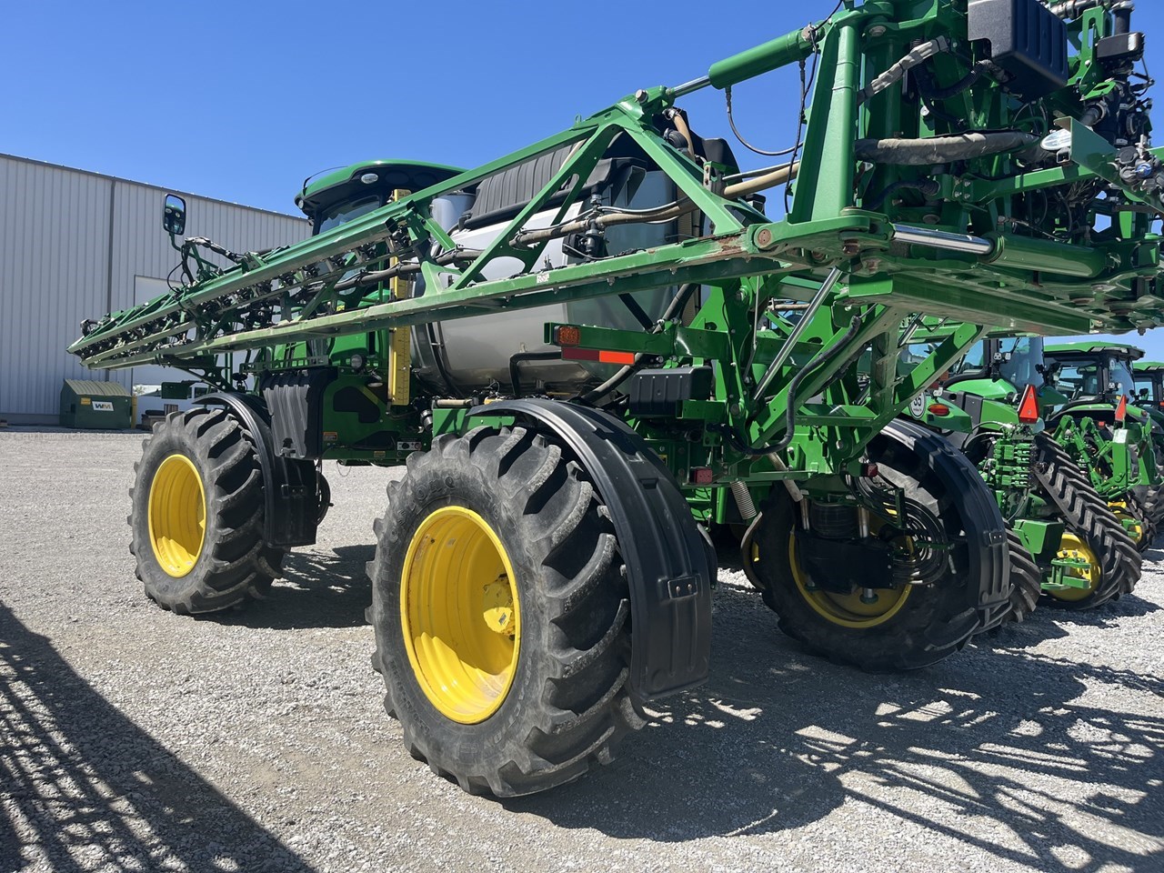 2019 John Deere R4044 Image 6