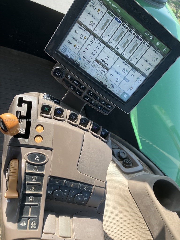 2016 John Deere 9570R Image 14