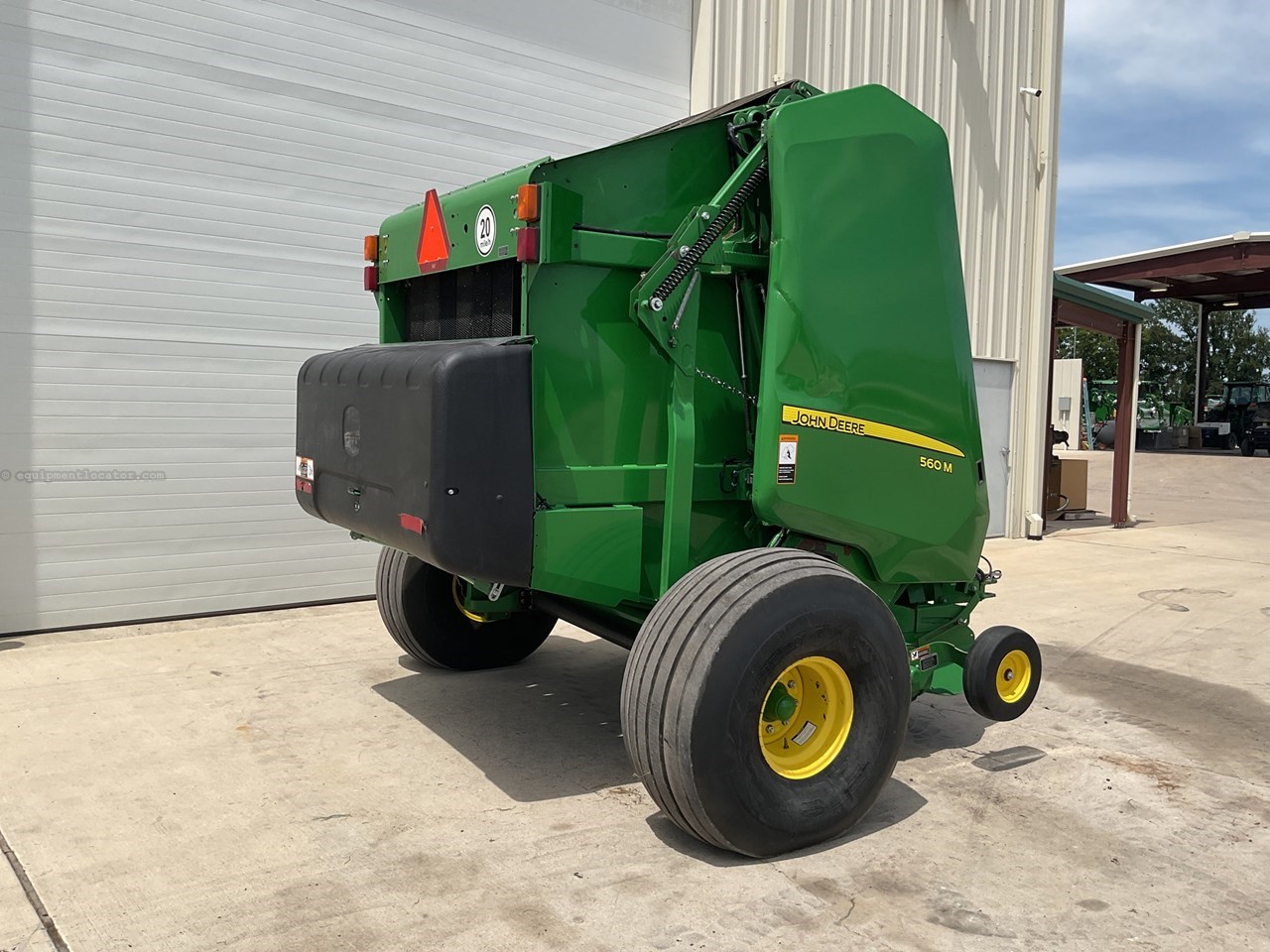 2021 John Deere 560M Image 10