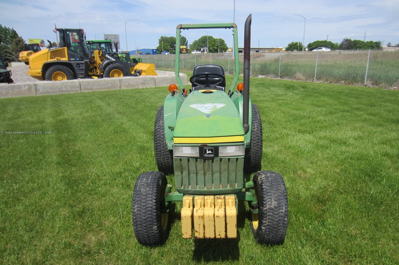 1991 John Deere 770 Image 2