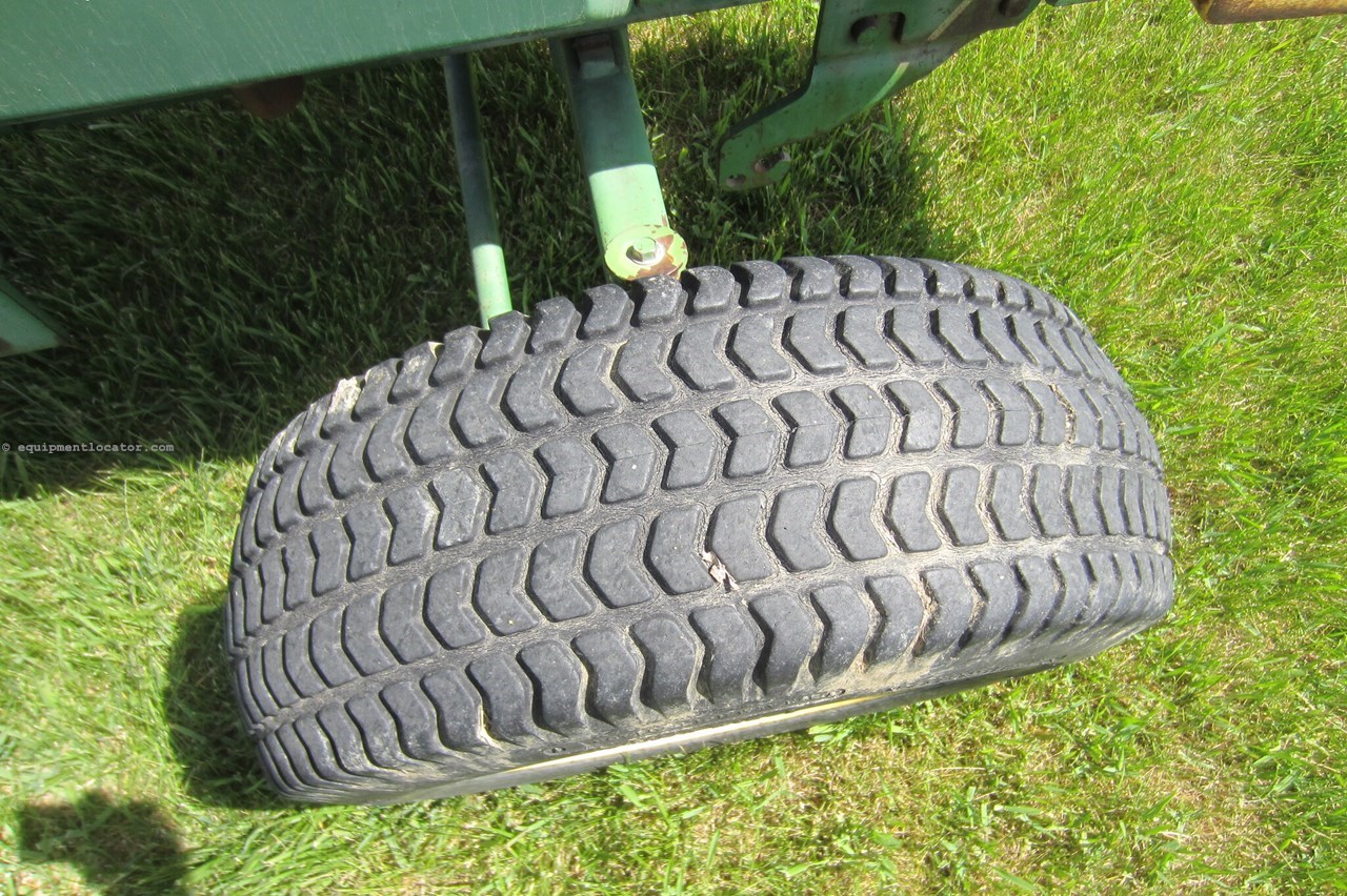 1991 John Deere 770 Image 10