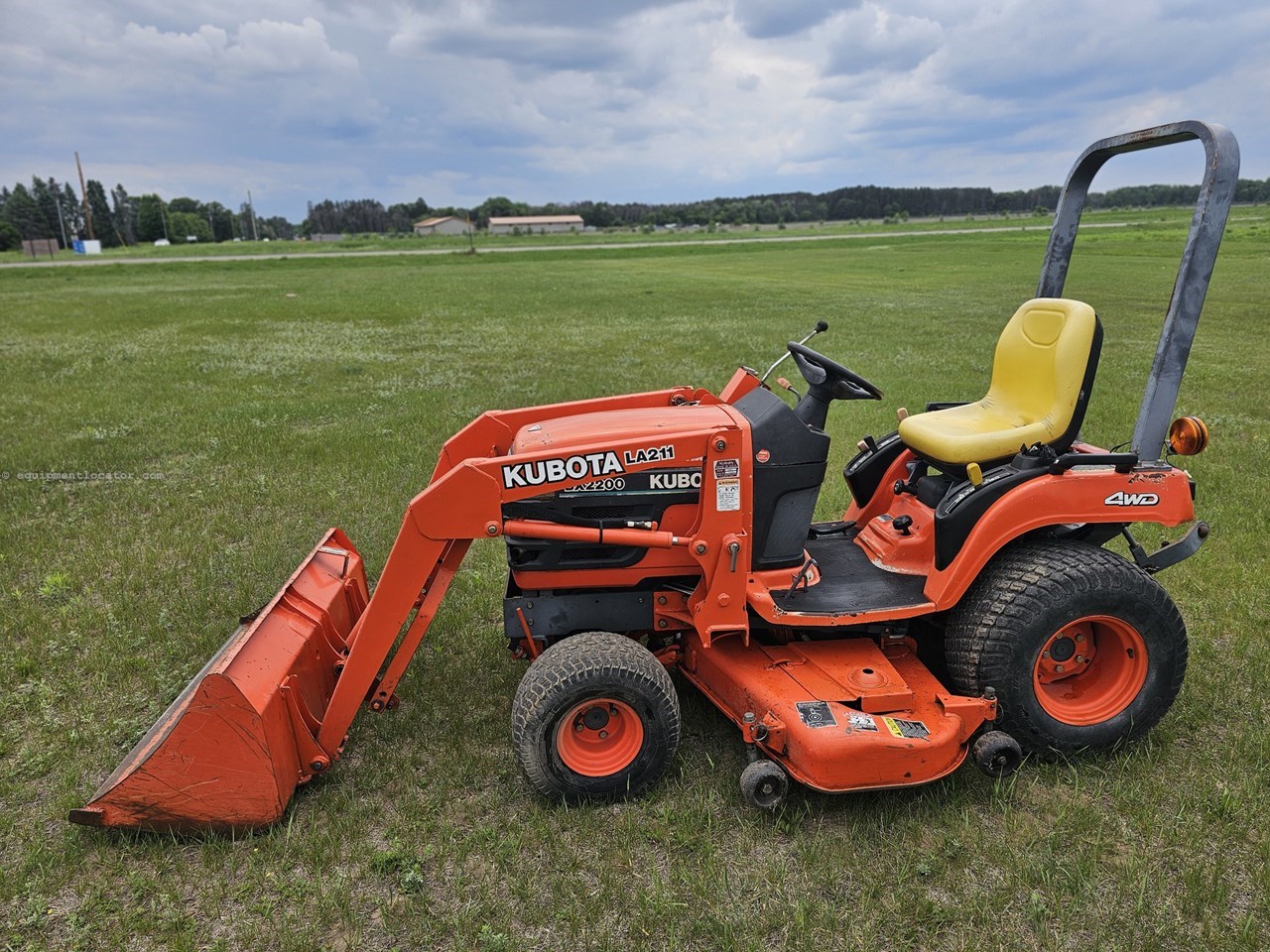 2003 Kubota BX2200D Image 2
