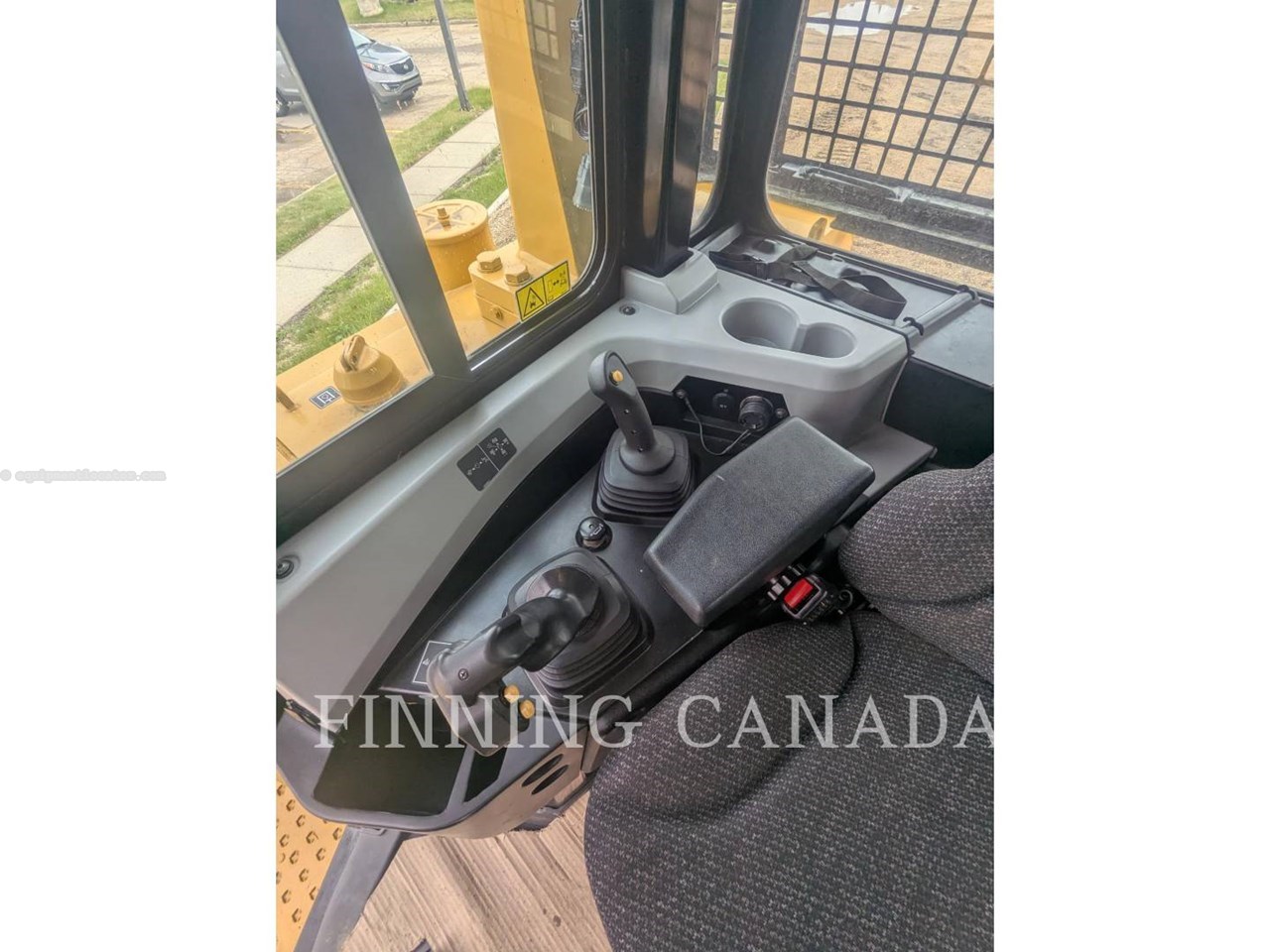 2015 Caterpillar D6T Image 10