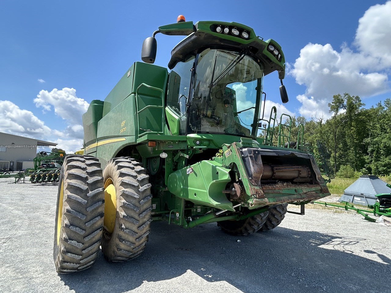 2015 John Deere S670 Image 2