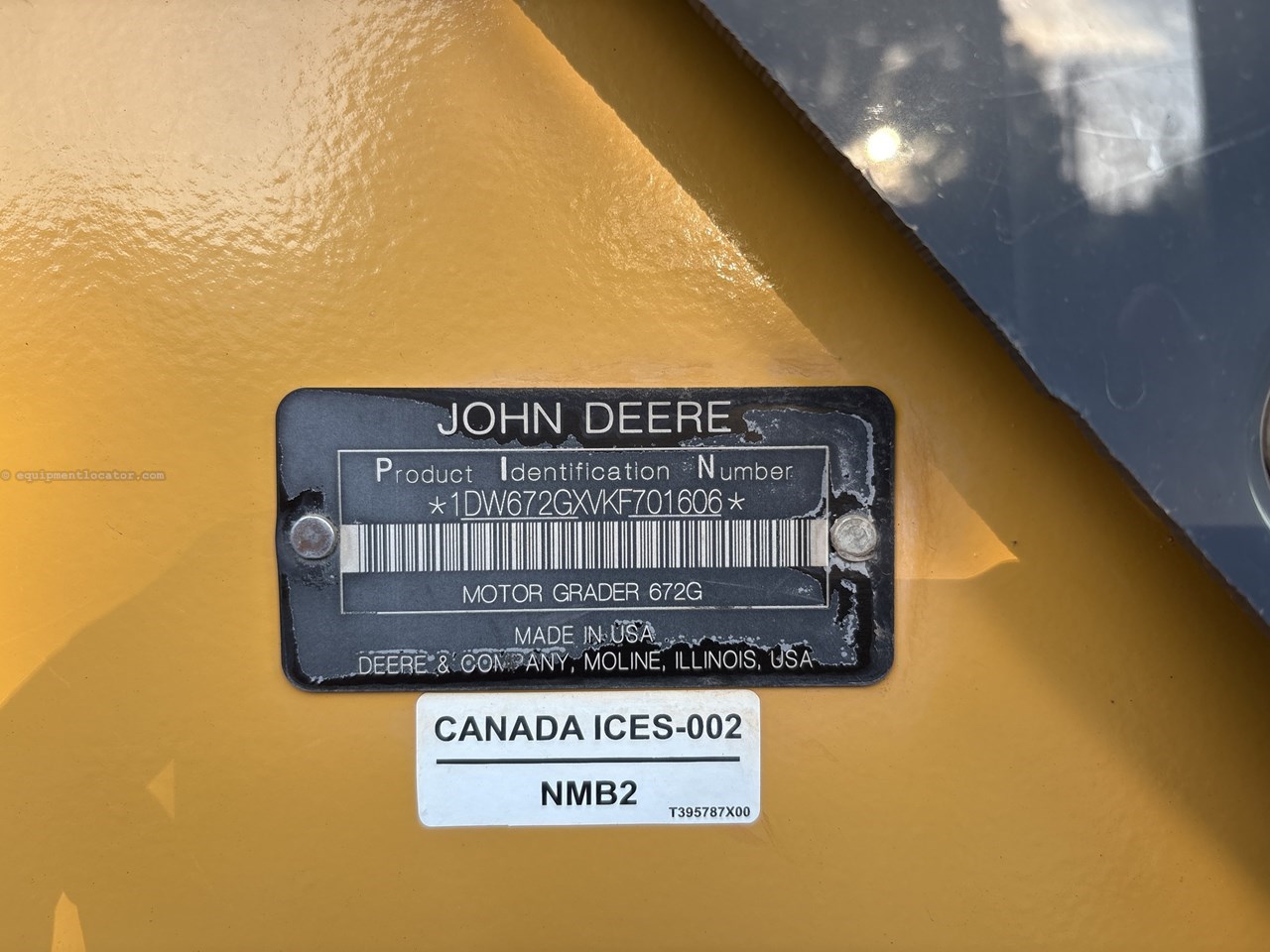 2019 John Deere 672G Image 16
