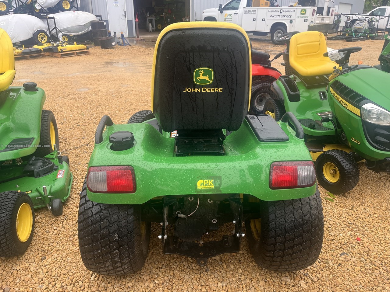 2012 John Deere X720 Image 2