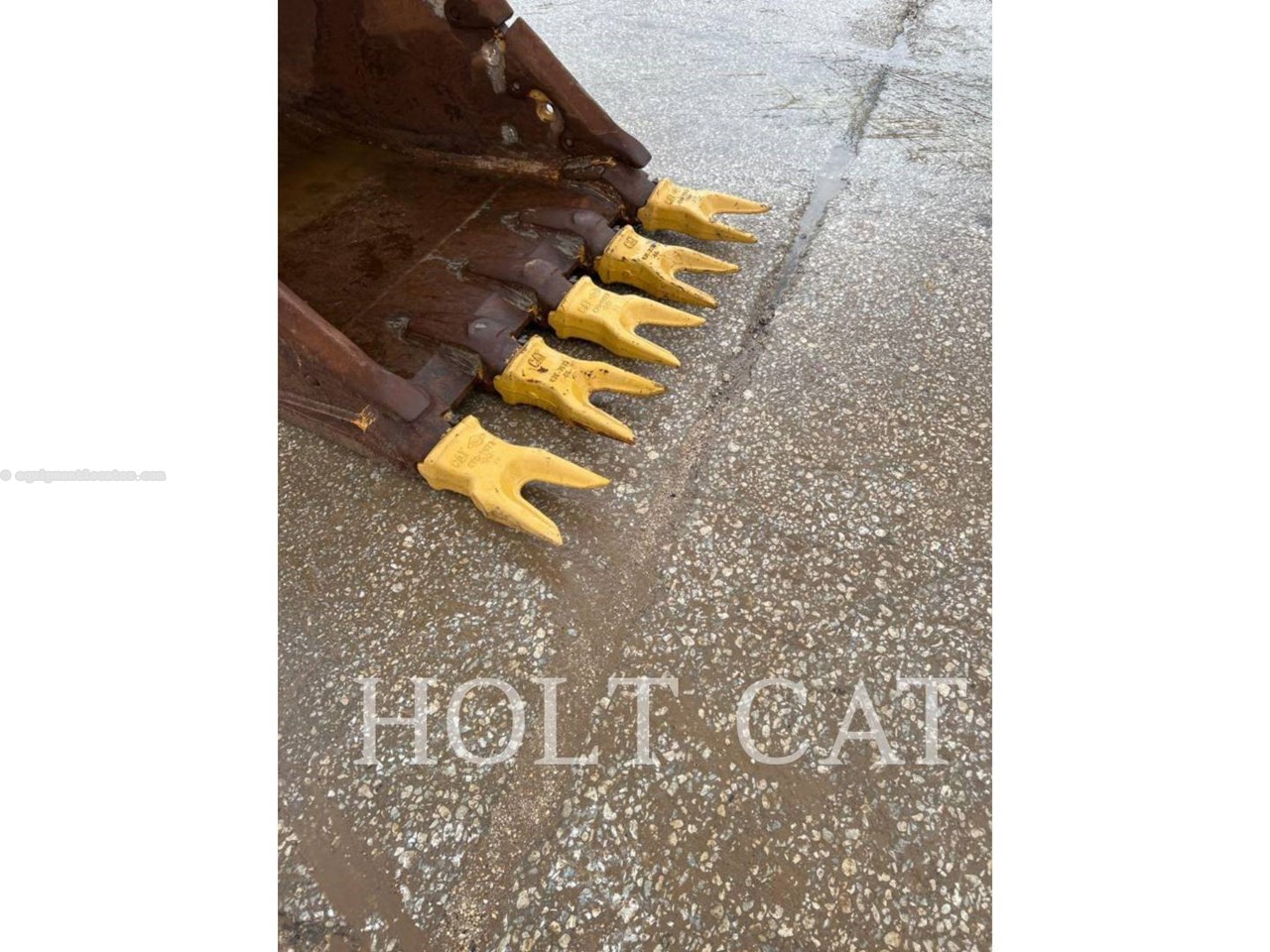 2023 Caterpillar 352 12 TC Image 13