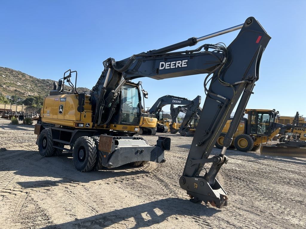 2023 John Deere 190GW Image 8