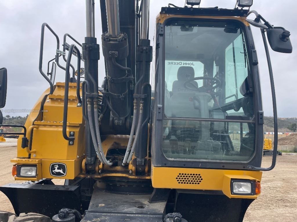 2023 John Deere 190GW Image 10