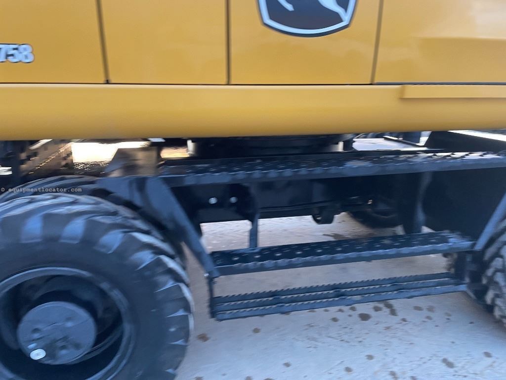 2023 John Deere 190GW Image 12