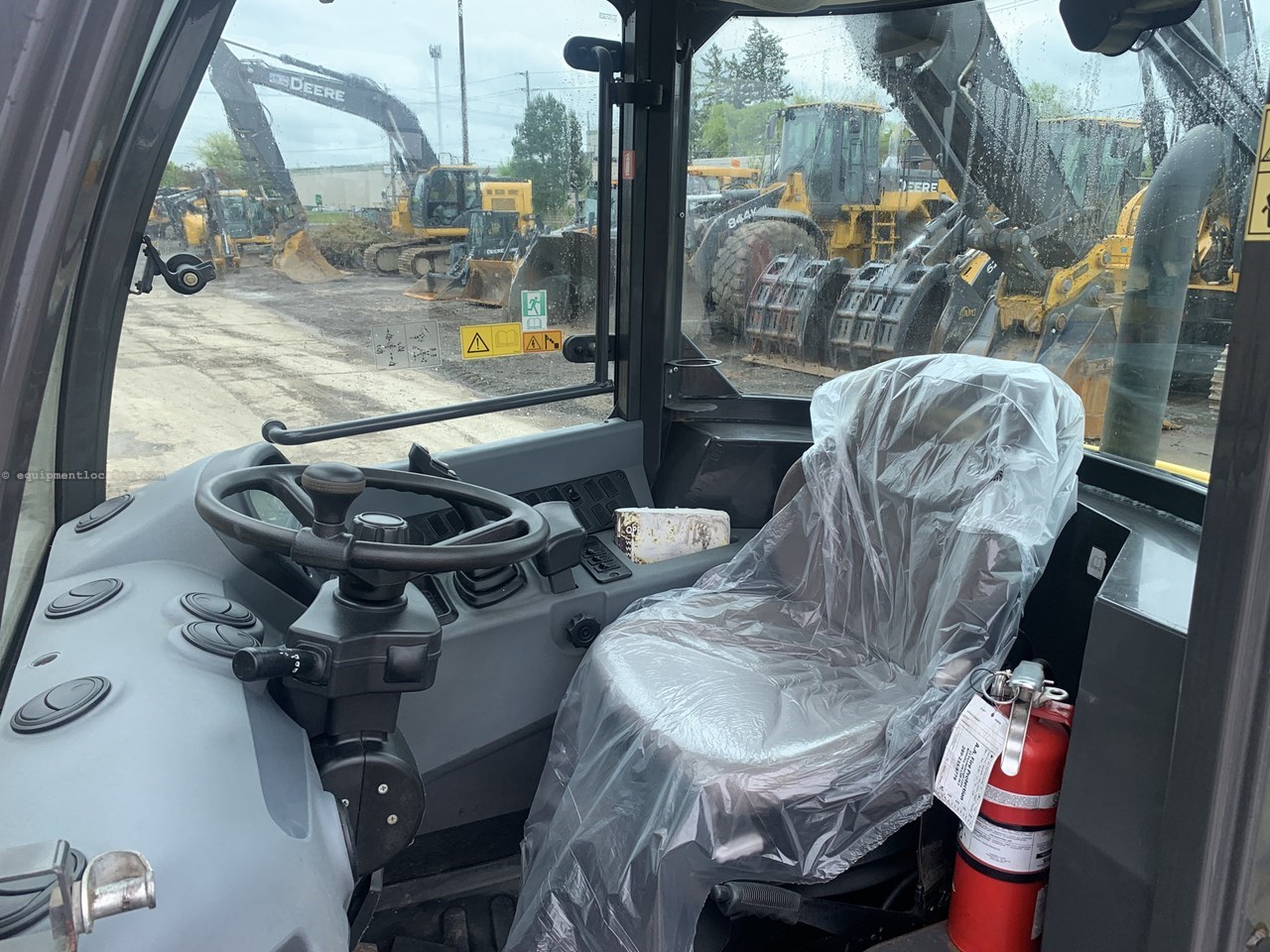 2015 New Holland W50C Image 8