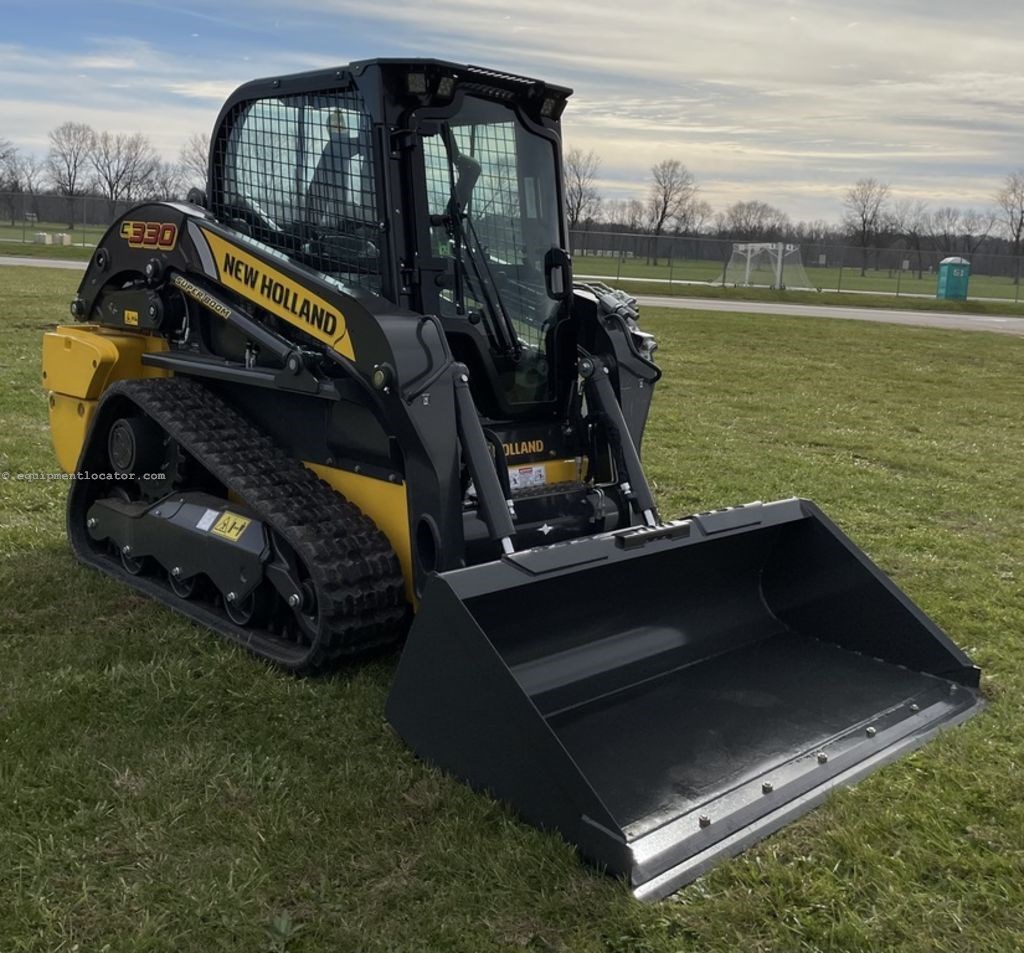 2025 New Holland Compact Track Loaders C330 Image 3