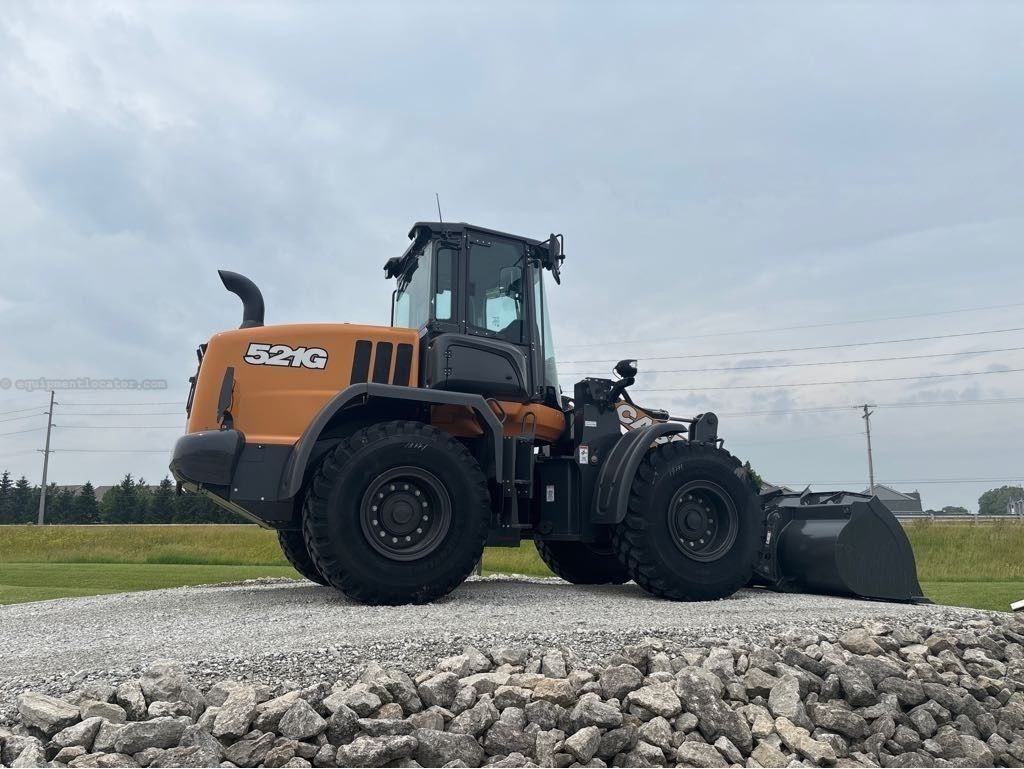 2025 Case 521G2 Image 5