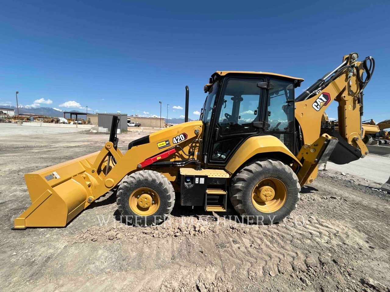 2024 Caterpillar 420 CF Image 9