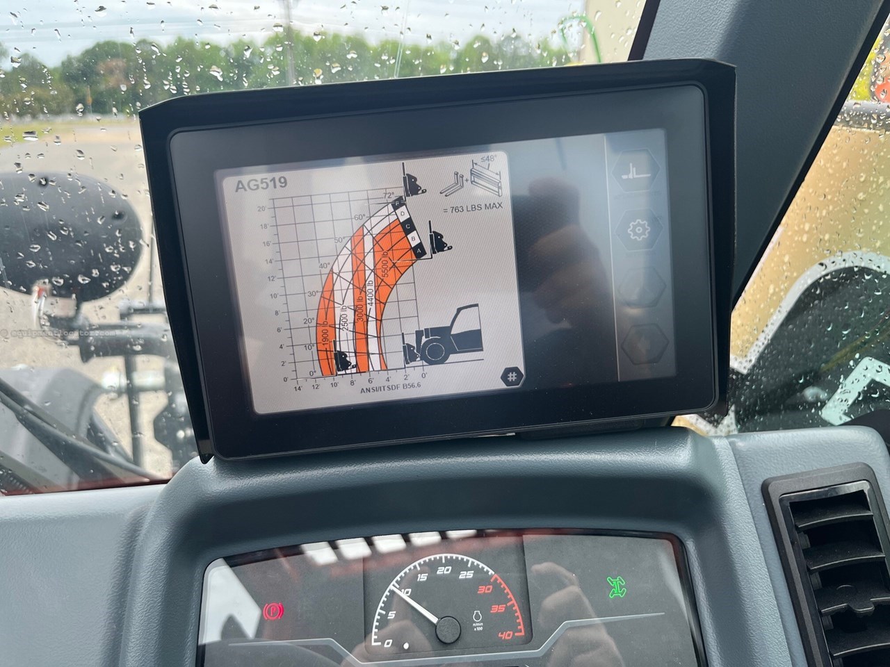 2026 JLG AG519 Image 7