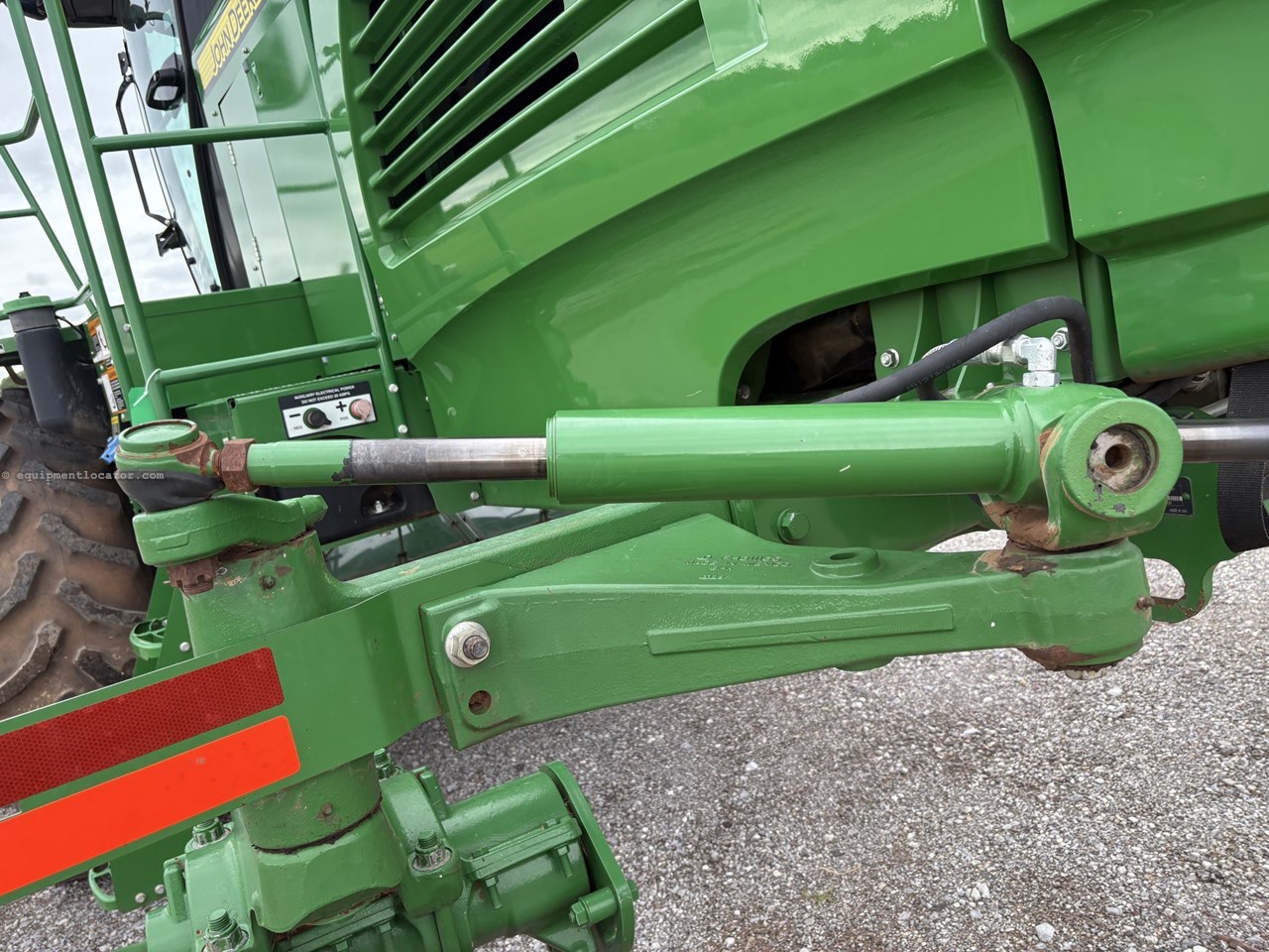 2020 John Deere W235 Image 4