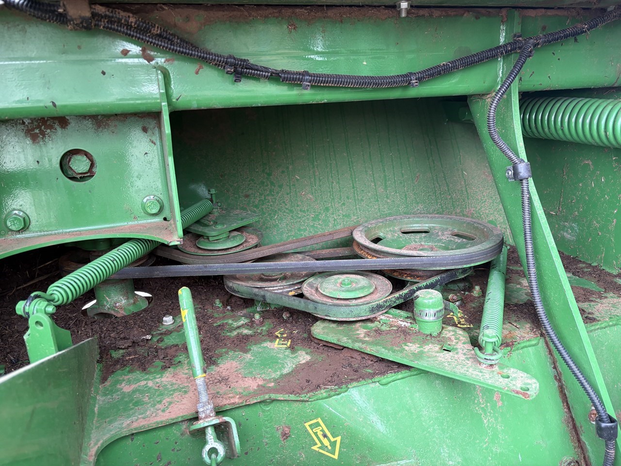 2020 John Deere W235 Image 21