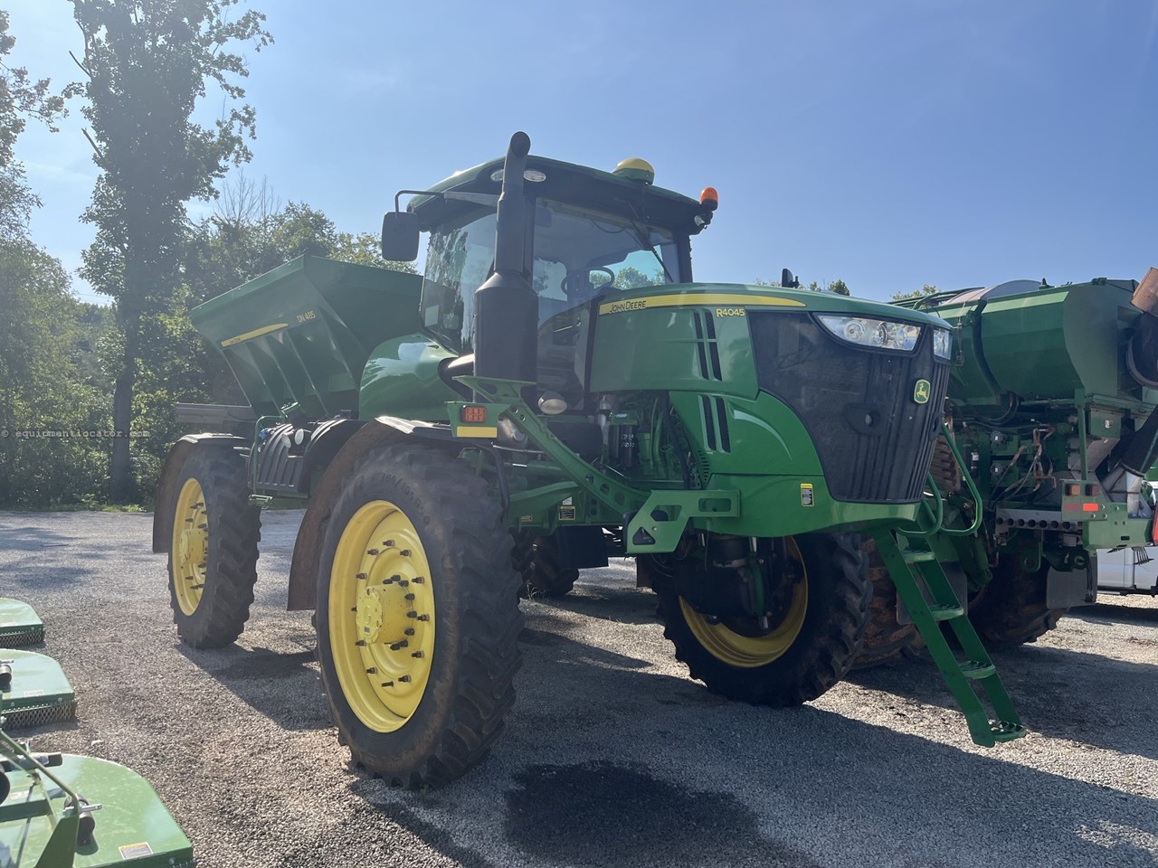 2021 John Deere R4045 Image 3