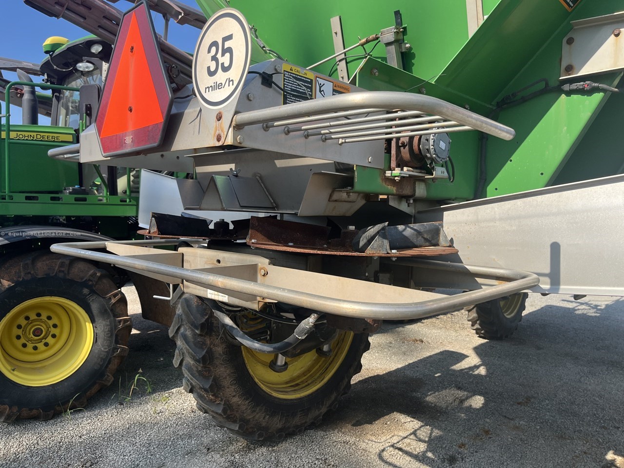 2021 John Deere R4045 Image 8