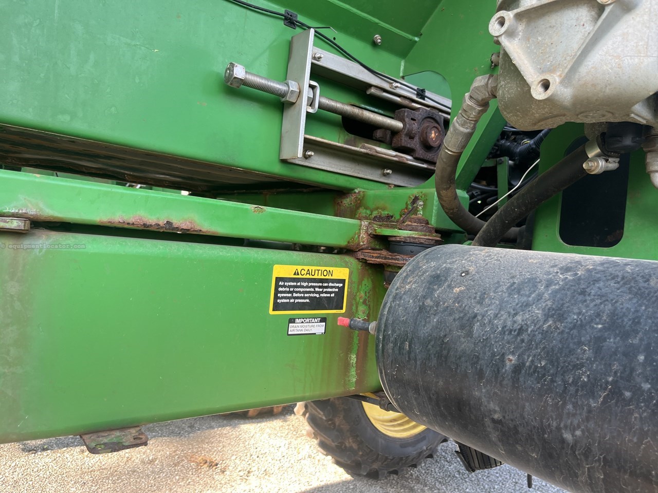 2021 John Deere R4045 Image 11