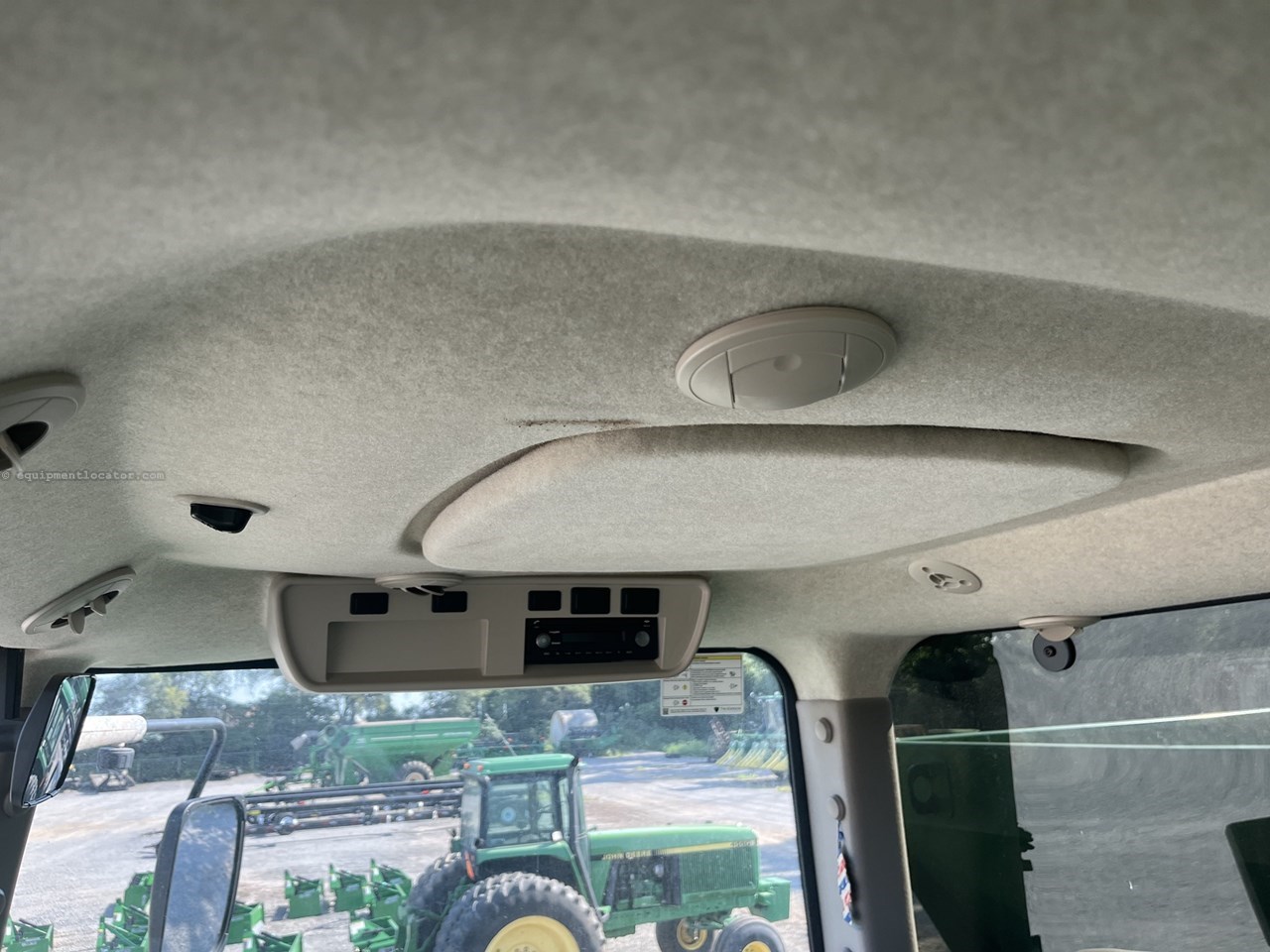 2021 John Deere R4045 Image 21