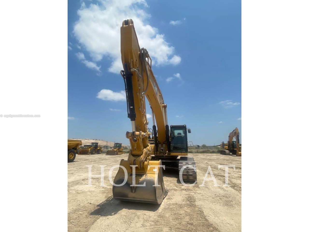 2023 Caterpillar 340 10 TC Image 3