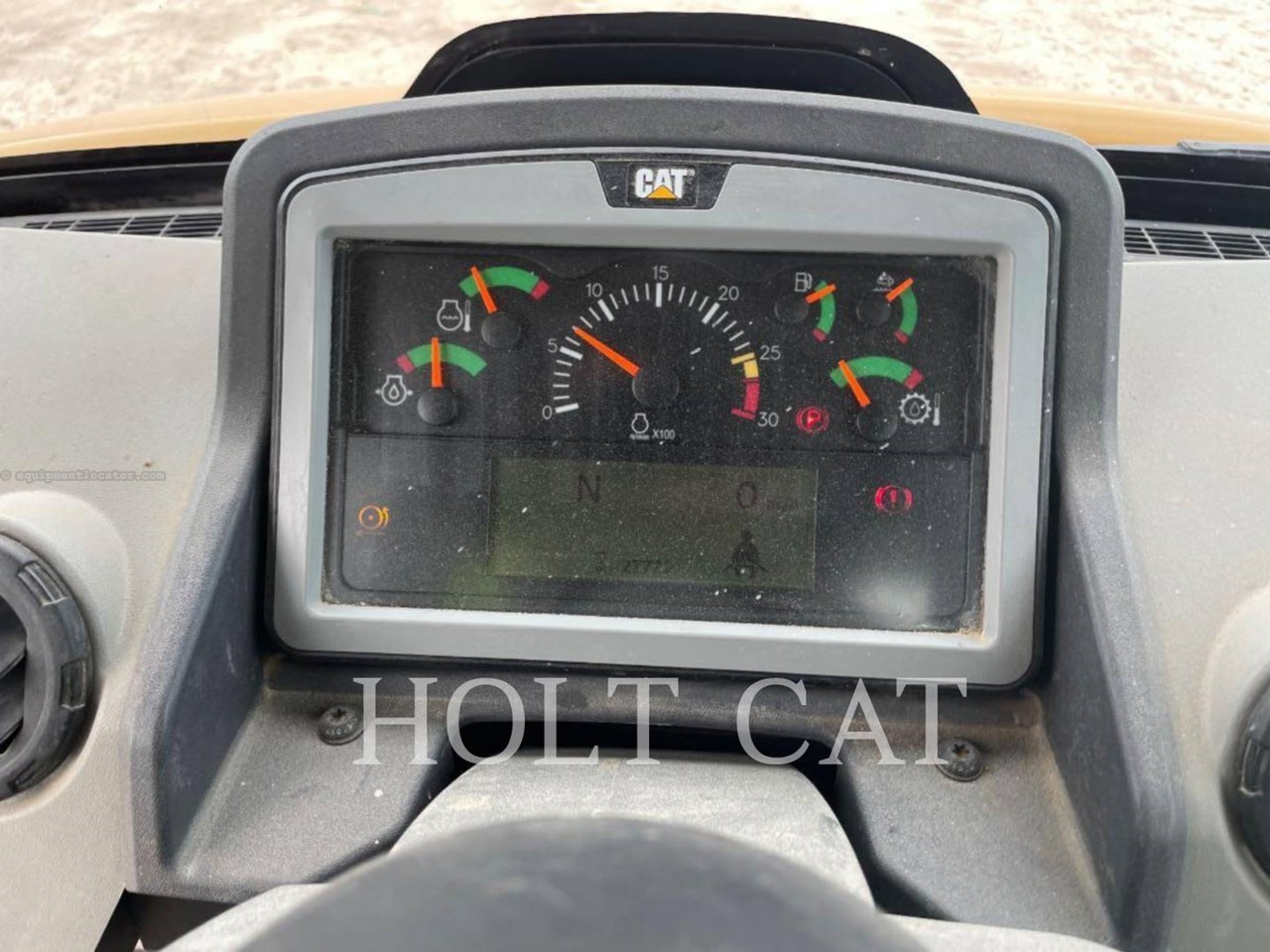 2023 Caterpillar W00 725 Image 5