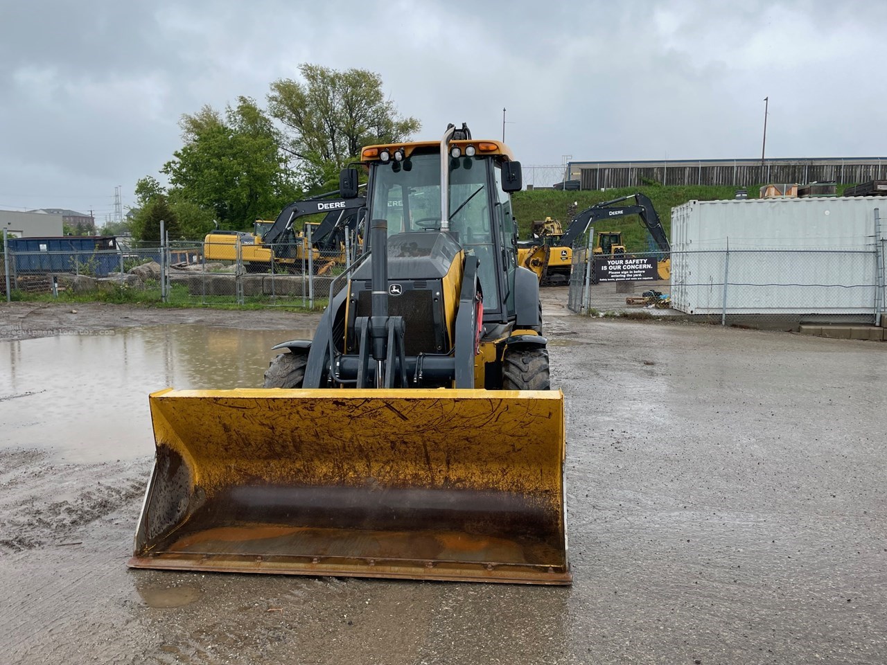 2019 John Deere 310SL Image 2