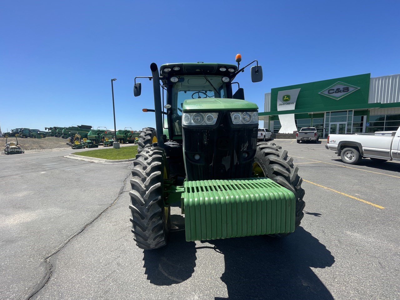 2012 John Deere 7215R Image 5