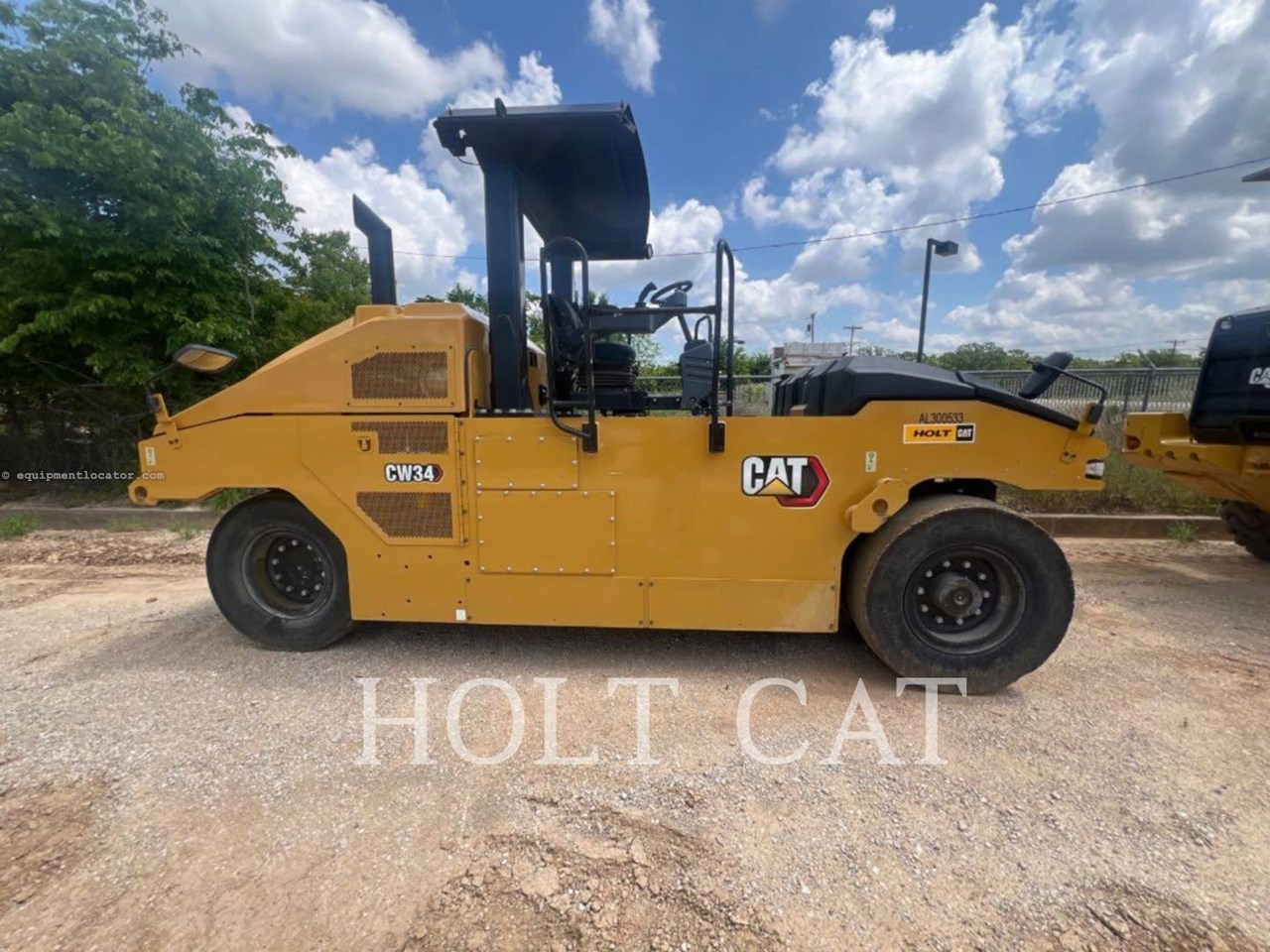 2023 Caterpillar CW34 Image 2