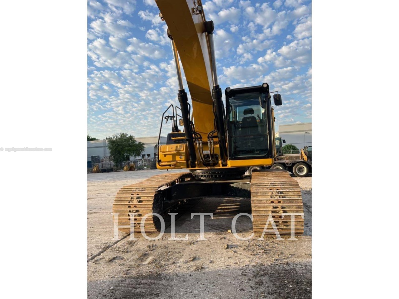 2023 Caterpillar 340 10 TC Image 3