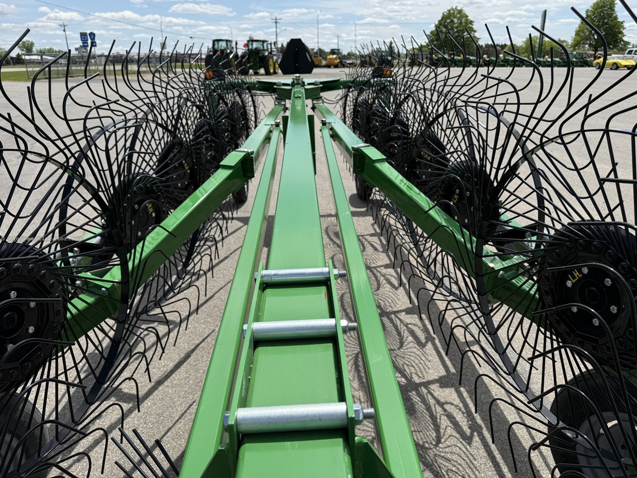 2023 Frontier WR1214C Image 10