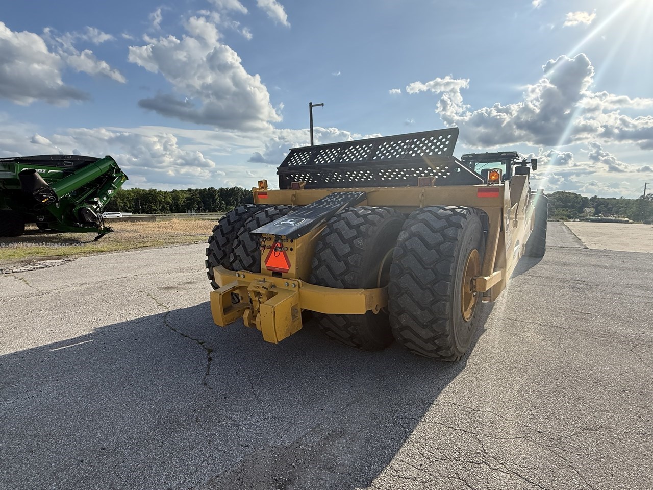 2024 John Deere 2412D E Image 6