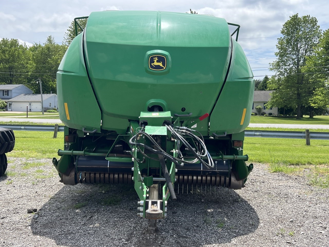 2019 John Deere L341 Image 3