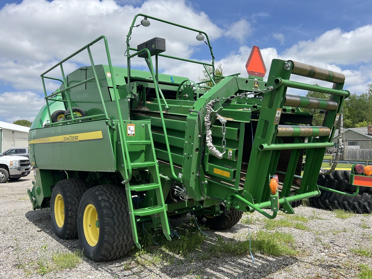 2019 John Deere L341 Image 5