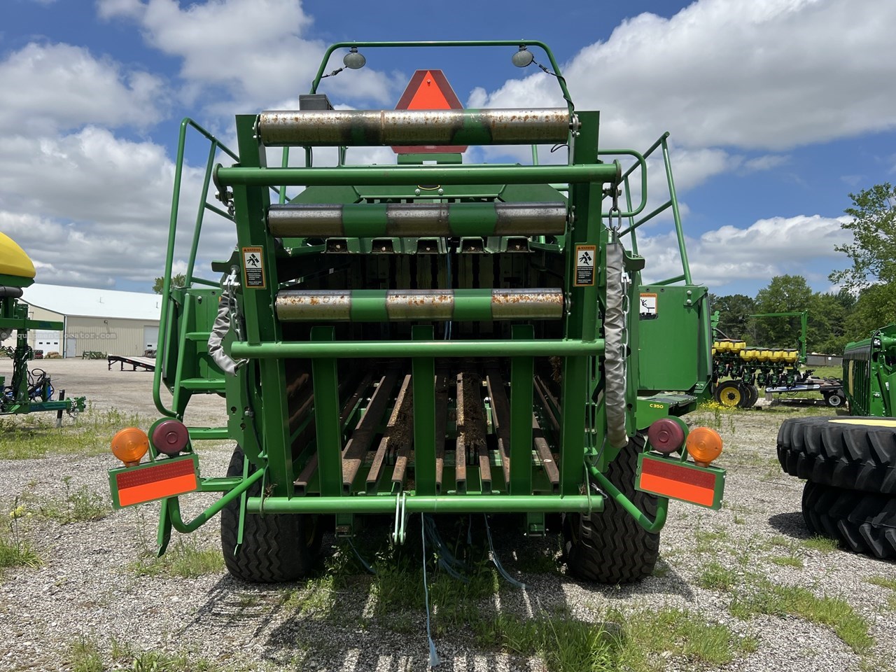 2019 John Deere L341 Image 6