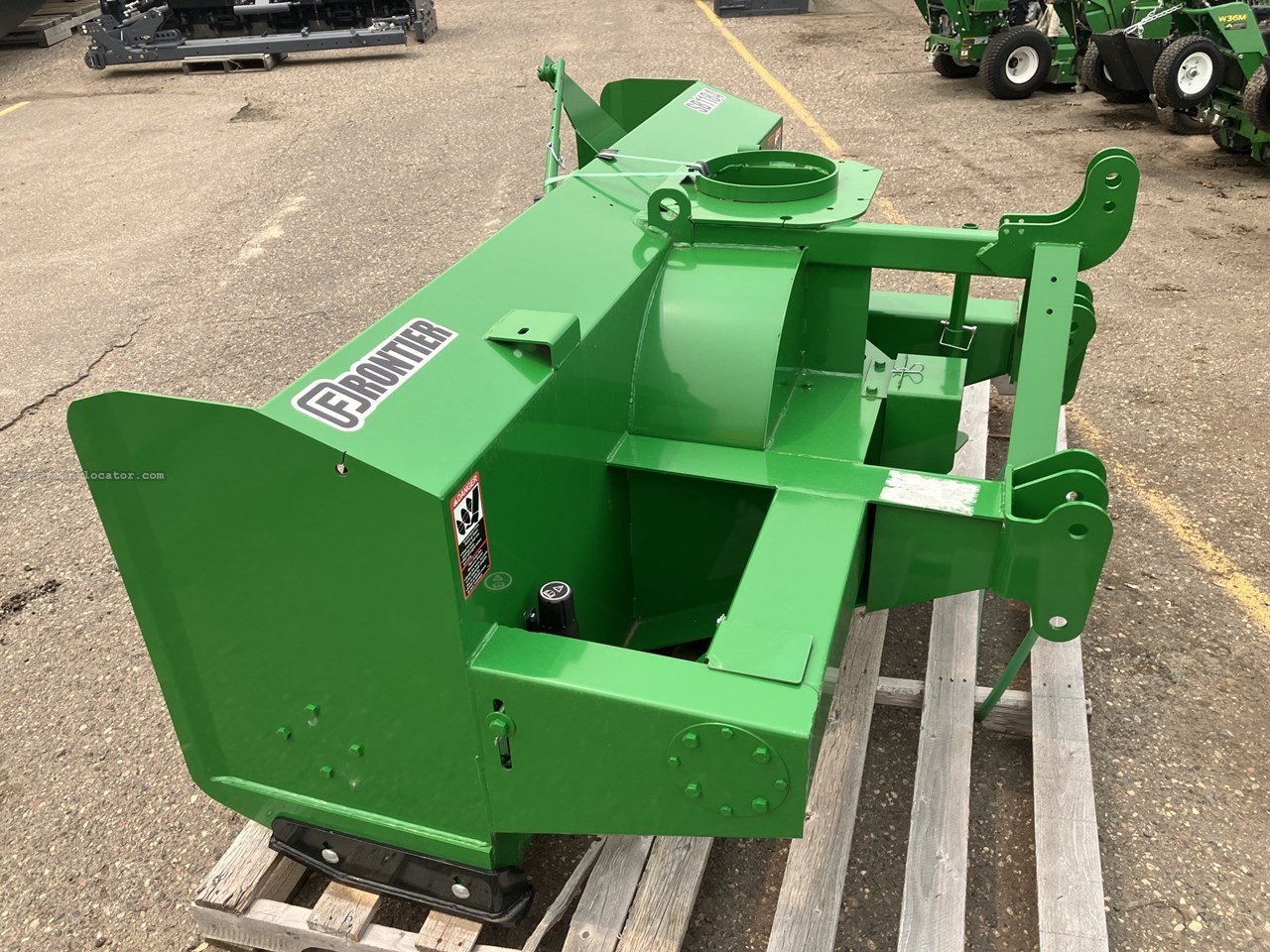 2024 Frontier SB1184 SNOWBLOWER Image 6