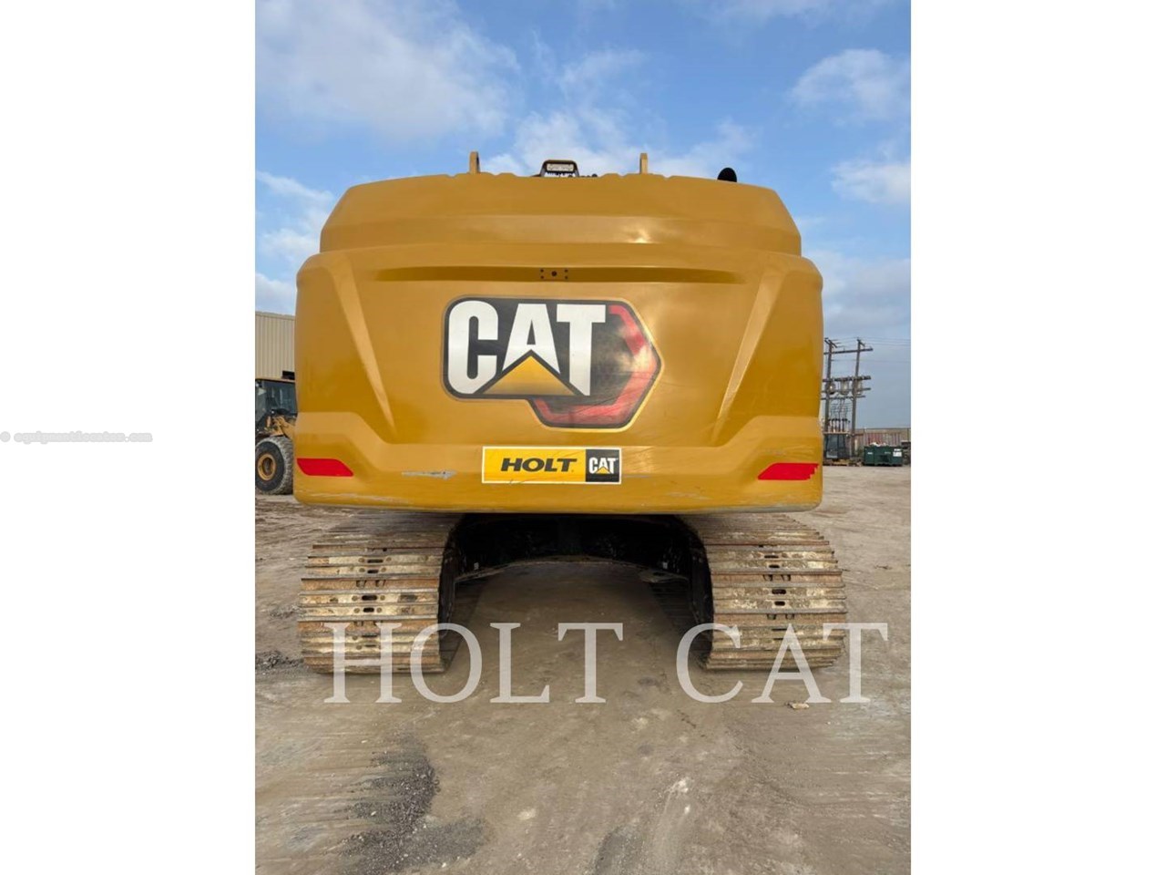 2023 Caterpillar 352 12 TC Image 4