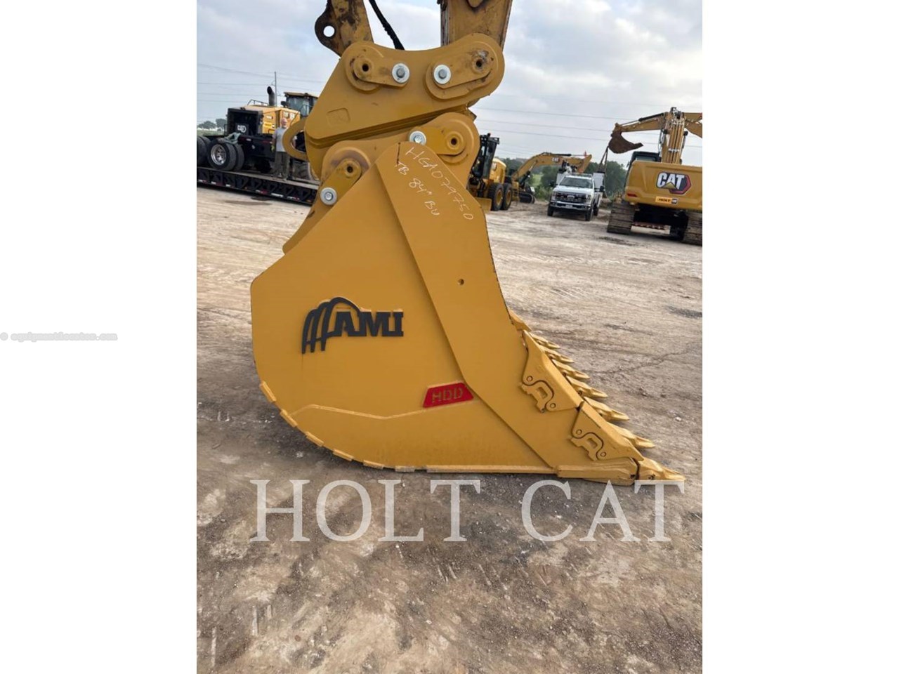 2023 Caterpillar 352 12 TC Image 11