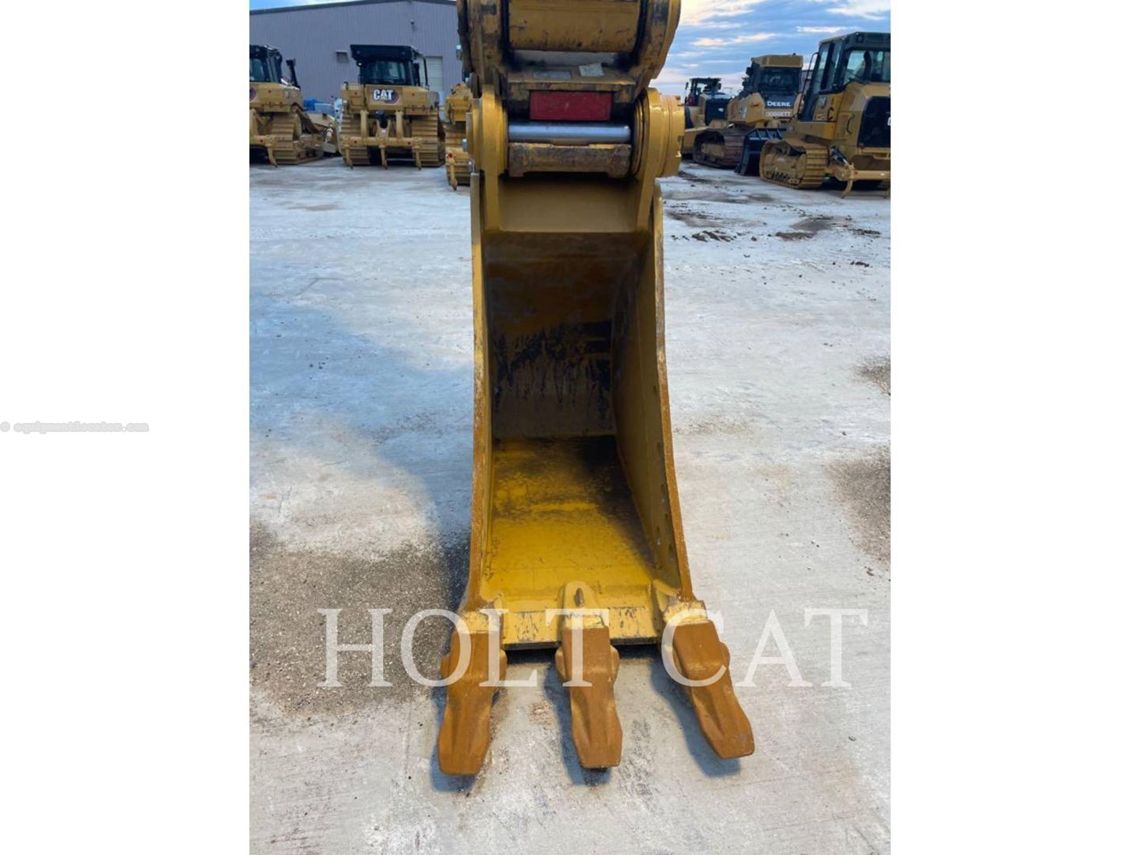 2023 Caterpillar 340 10 TC Image 10