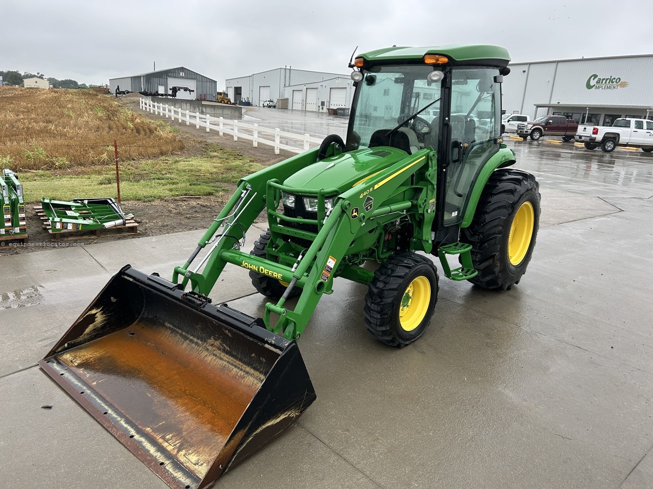 2022 John Deere 4066R Image 3