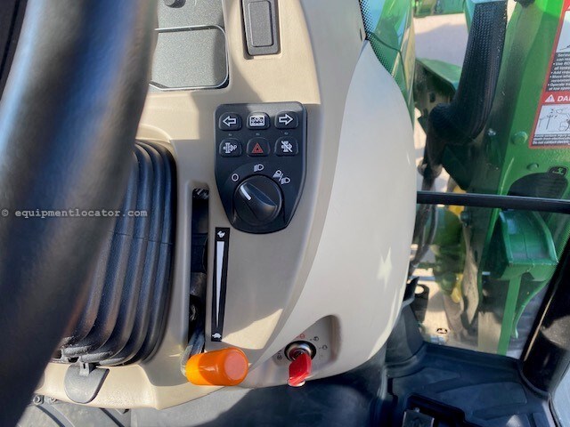 2022 John Deere 4066R Image 15