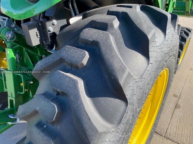 2022 John Deere 4066R Image 22