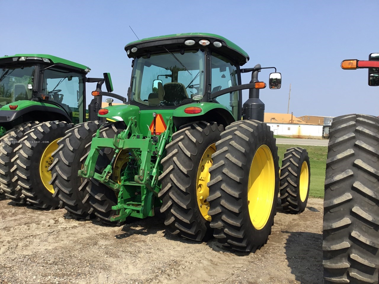 2014 John Deere 8245R Image 4