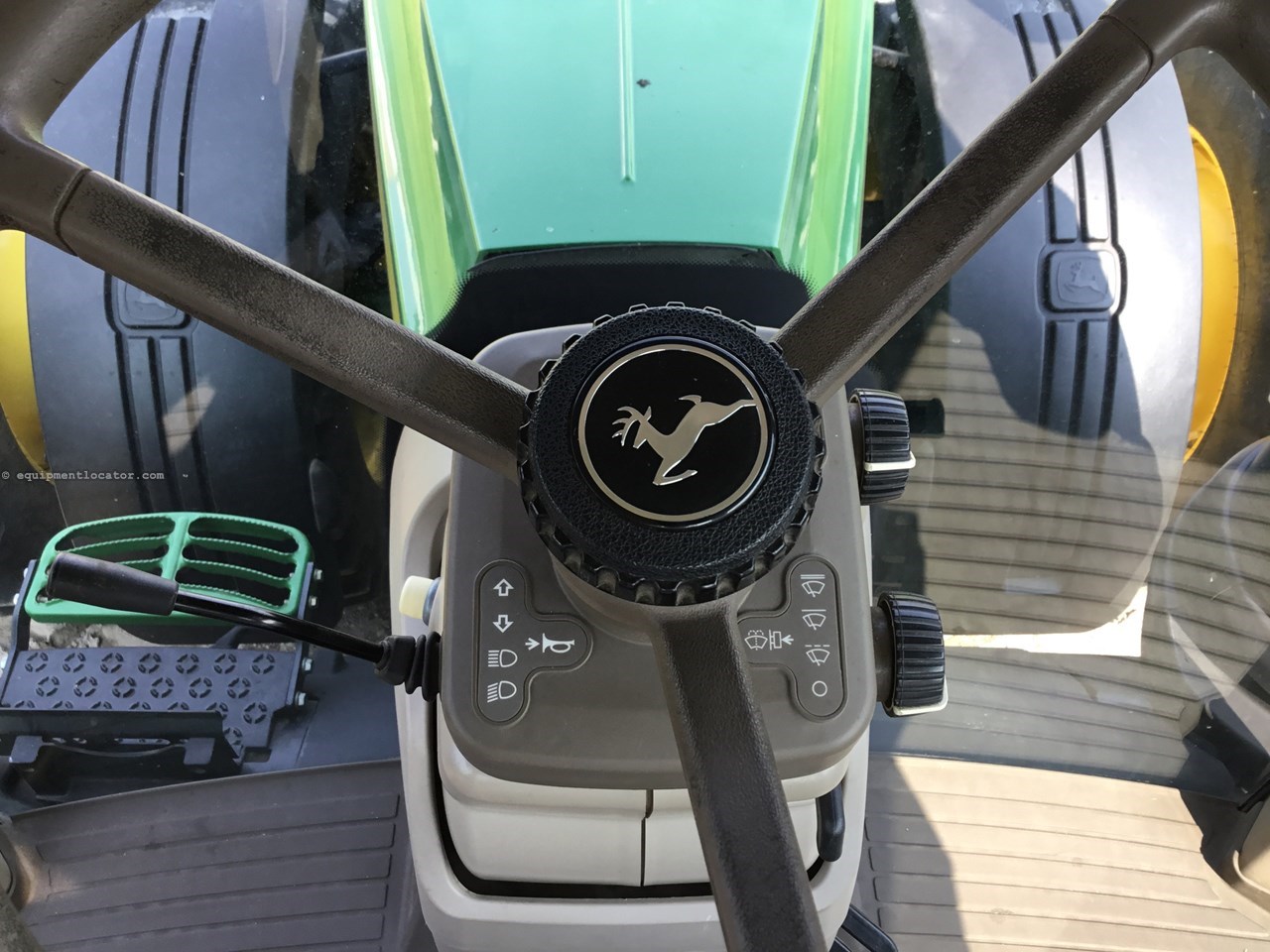 2014 John Deere 8245R Image 14