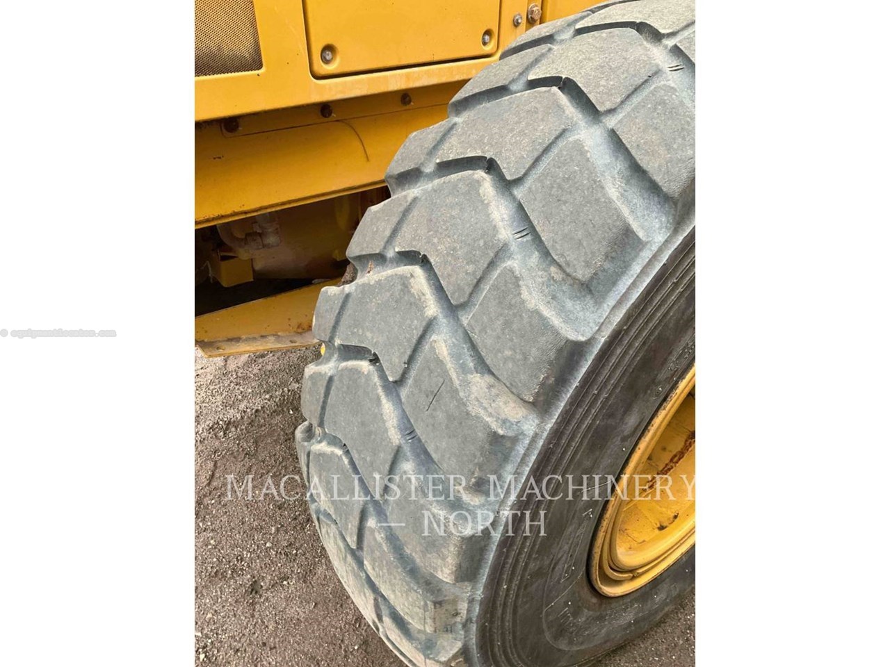 2017 Caterpillar 12M3 AWD Image 11