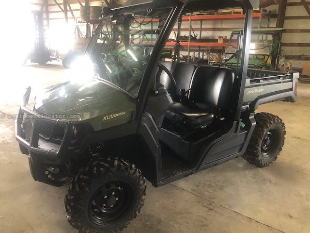 2022 John Deere 865M Image 2