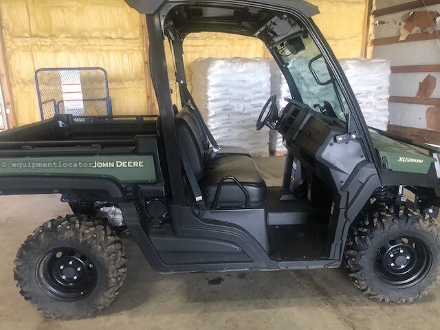 2022 John Deere 865M Image 10