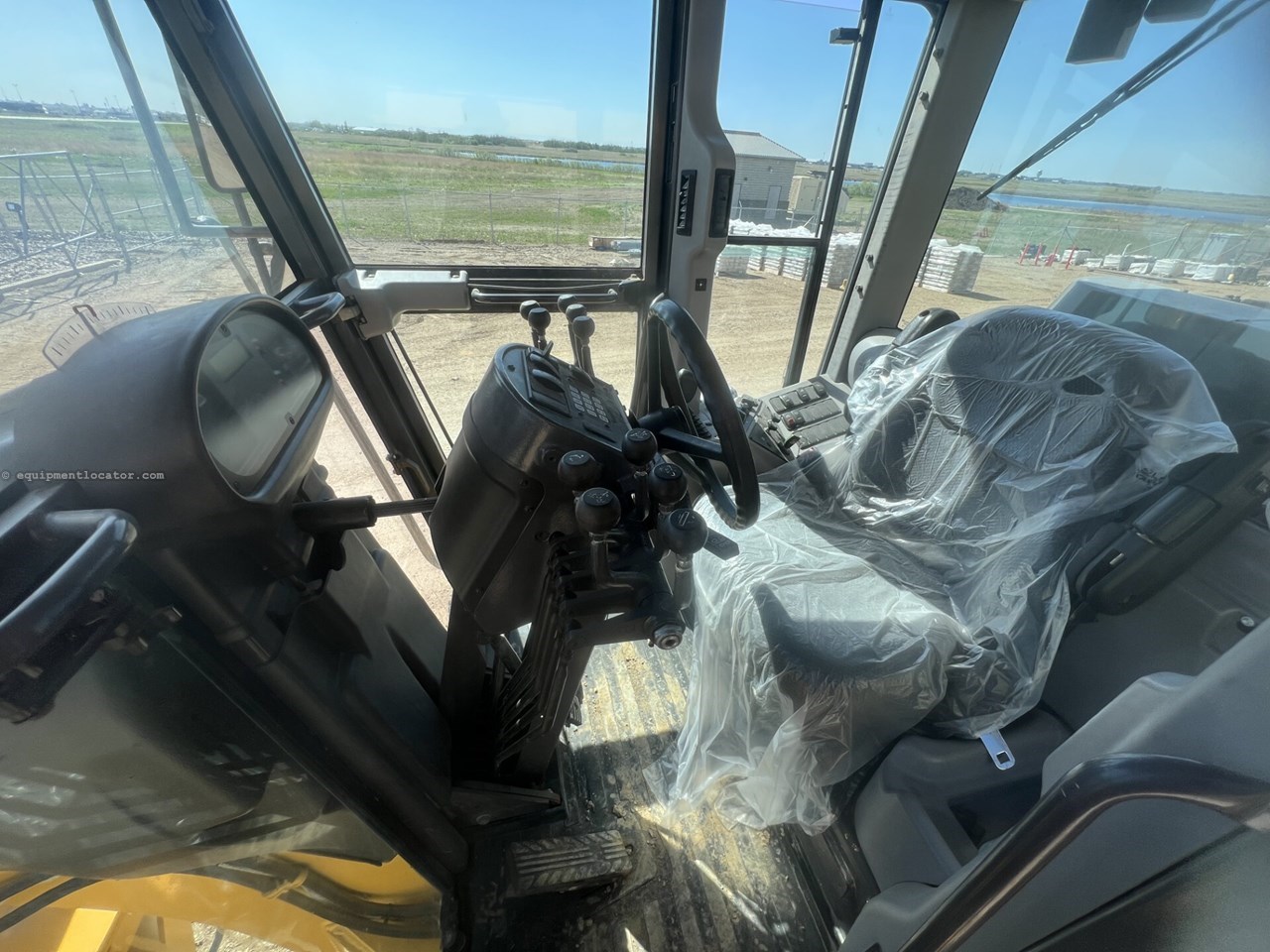 2011 Volvo G930 Image 5