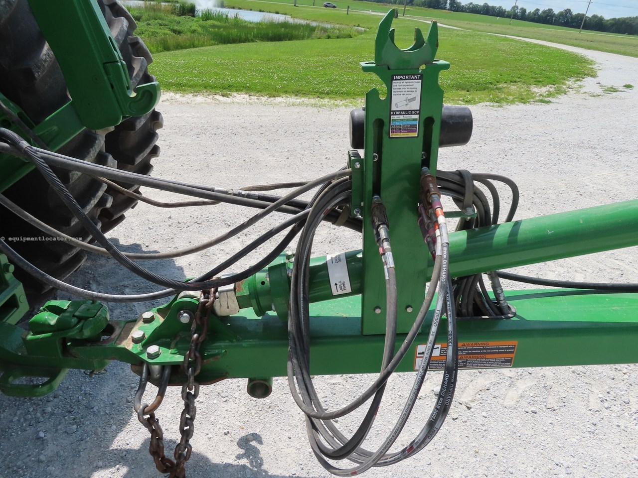 2021 John Deere 2660VT Image 11